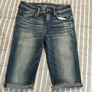 AE super Stretch Jean Shorts